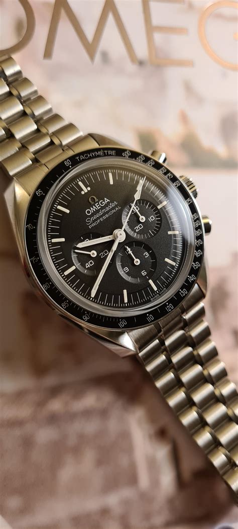 omega speedmaster 3861 review.